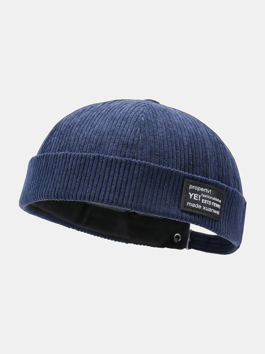 Gorro docker ajustável de veludo cotelê com etiqueta tecida