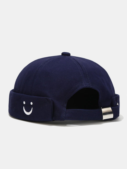 Boné ajustável de algodão sem viseira com bordado de carinha sorridente