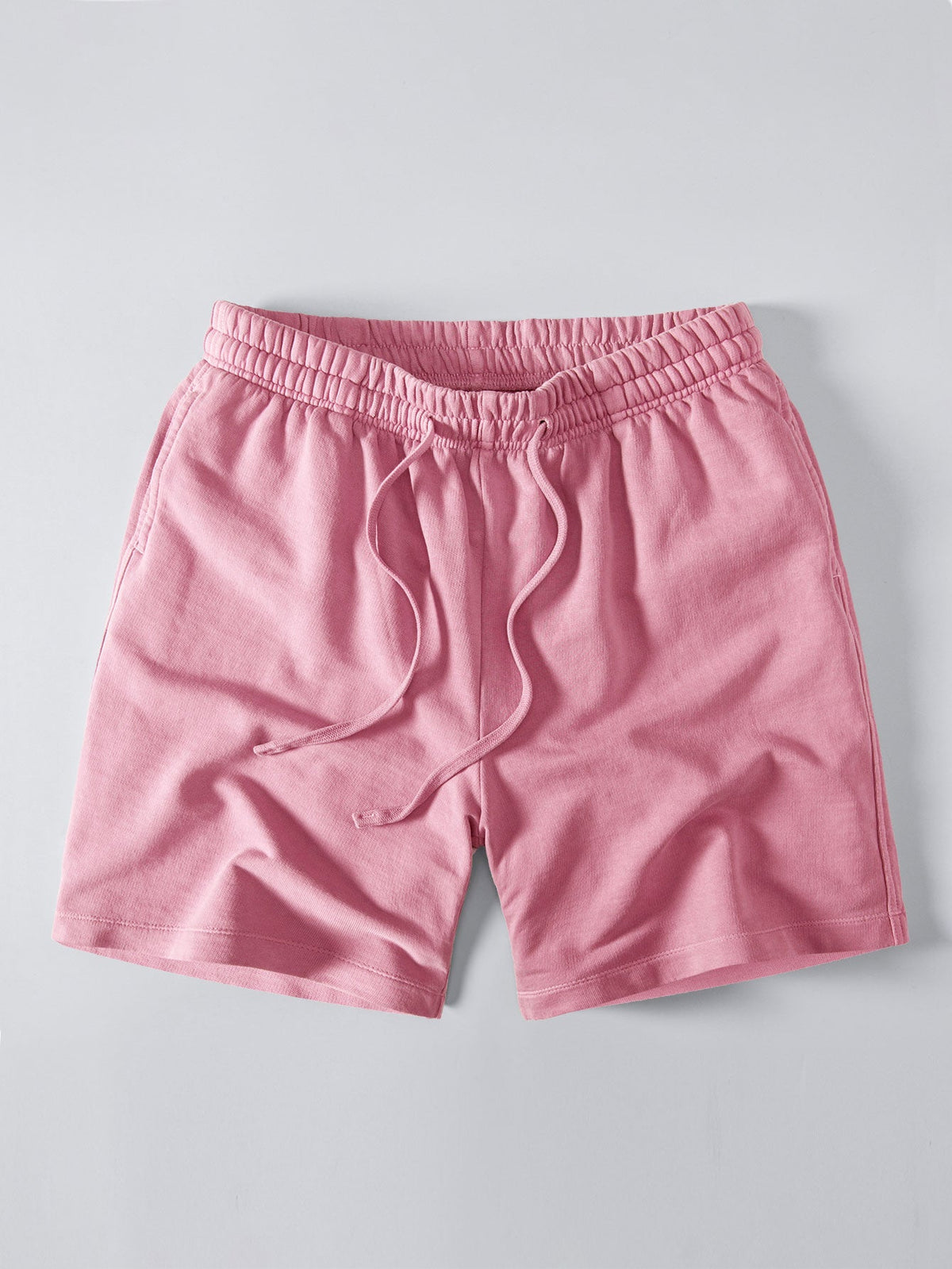 Camiseta Pesada com Ombro Caído e Efeito Lavado & Shorts com Cordão e Efeito Desgastado Lavado