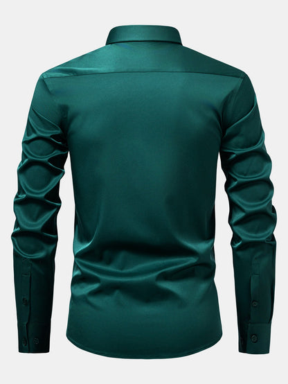 Camisa de cetim justa de manga longa com botões