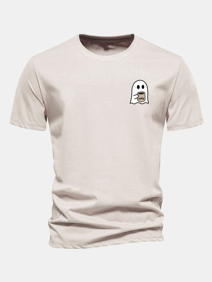 Camiseta de algodão com estampa de fantasma tomando café e caimento regular