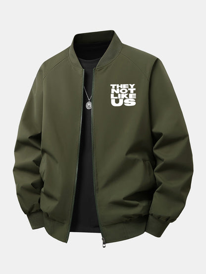 Jaqueta bomber de corte relaxado com zíper e estampa “They Not Like Us”