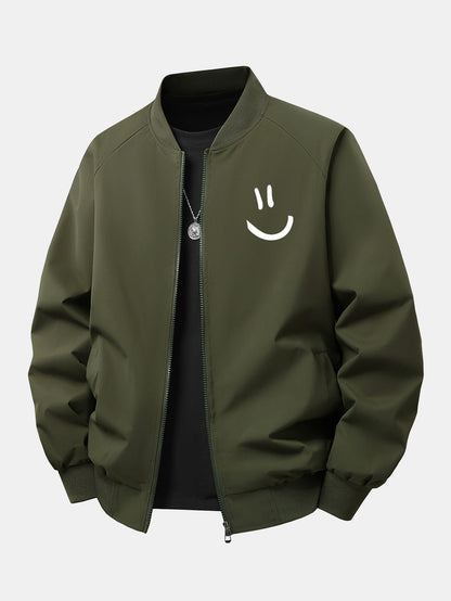 Jaqueta bomber de corte confortável com estampa de carinha sorridente e fechamento por zíper