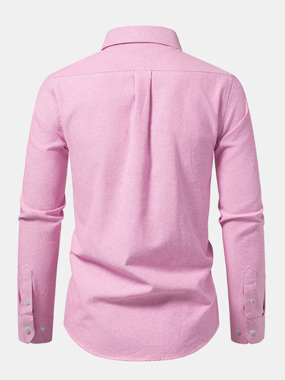 Camisa Oxford listrada com contraste e botões na gola