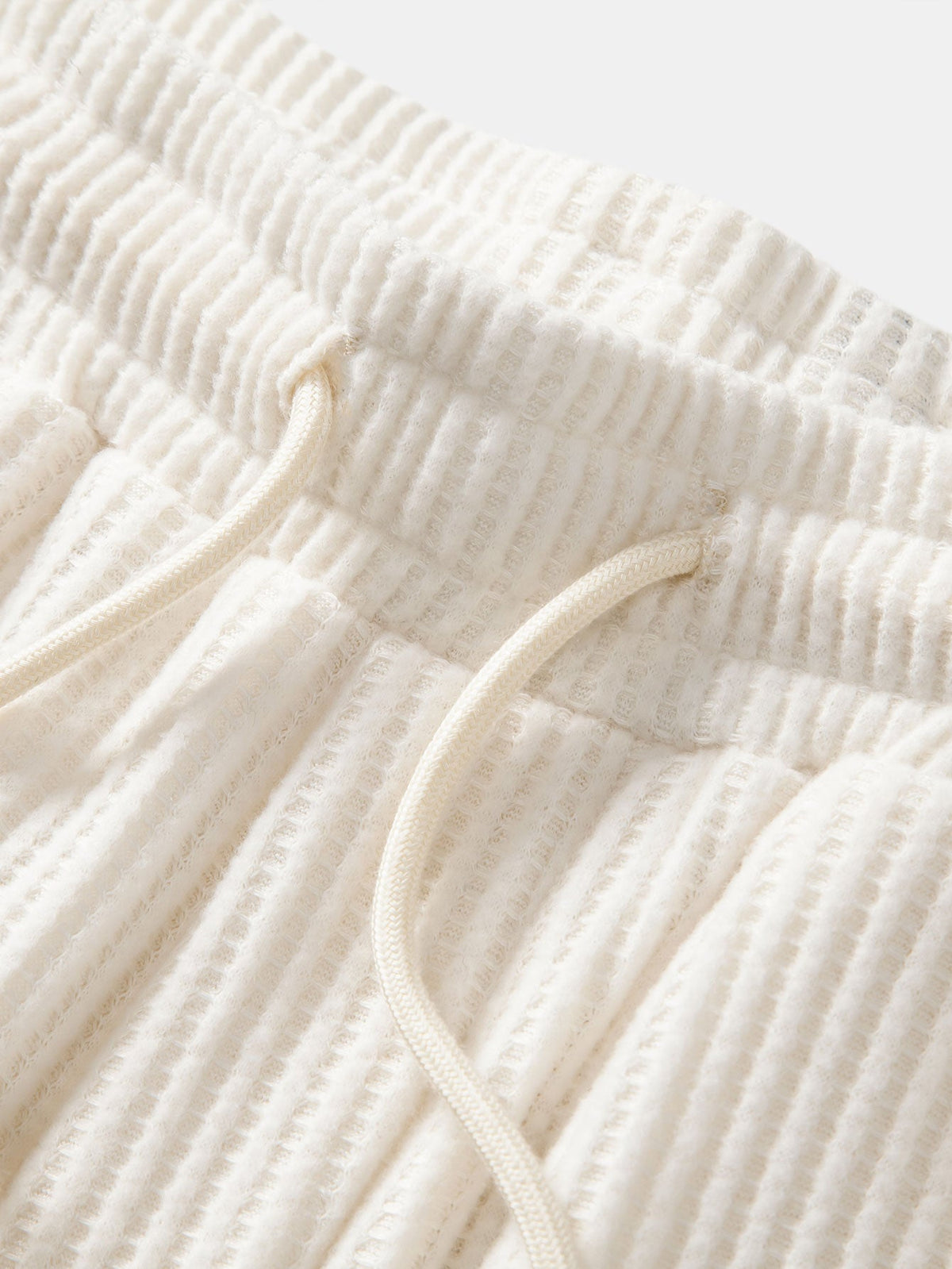 Calça Tricotada com Cordão e Textura Waffle