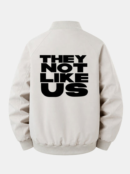 Jaqueta bomber de corte relaxado com zíper e estampa “They Not Like Us”