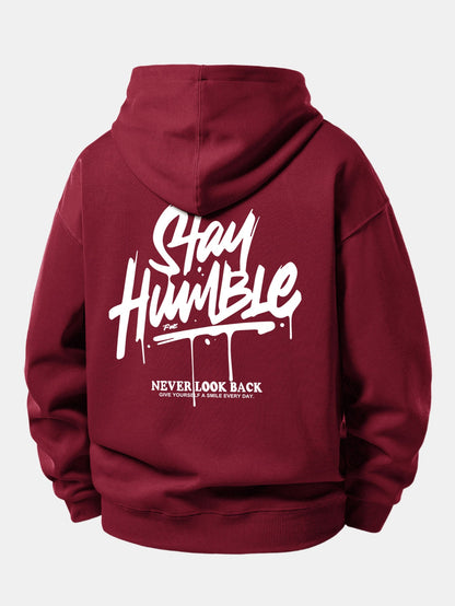 Moletom com capuz de caimento confortável com estampa “Stay Humble”