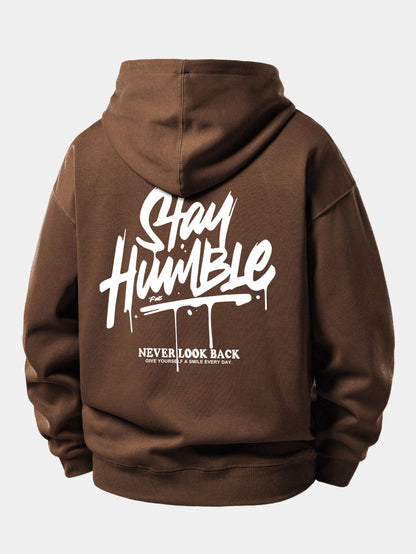 Moletom com capuz de caimento confortável com estampa “Stay Humble”