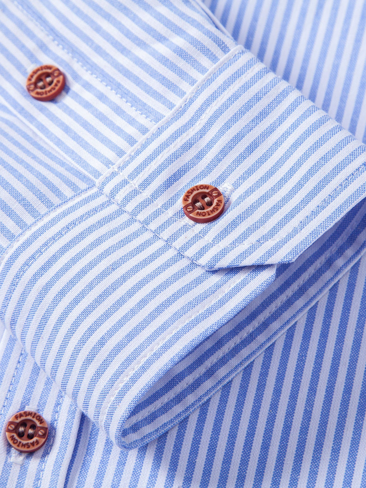 Camisa de algodão listrada com botões