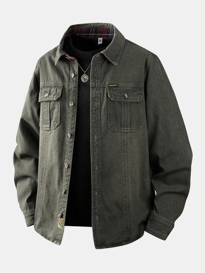 Sobrecamisa utilitária de sarja jeans vintage com lavagem desgastada