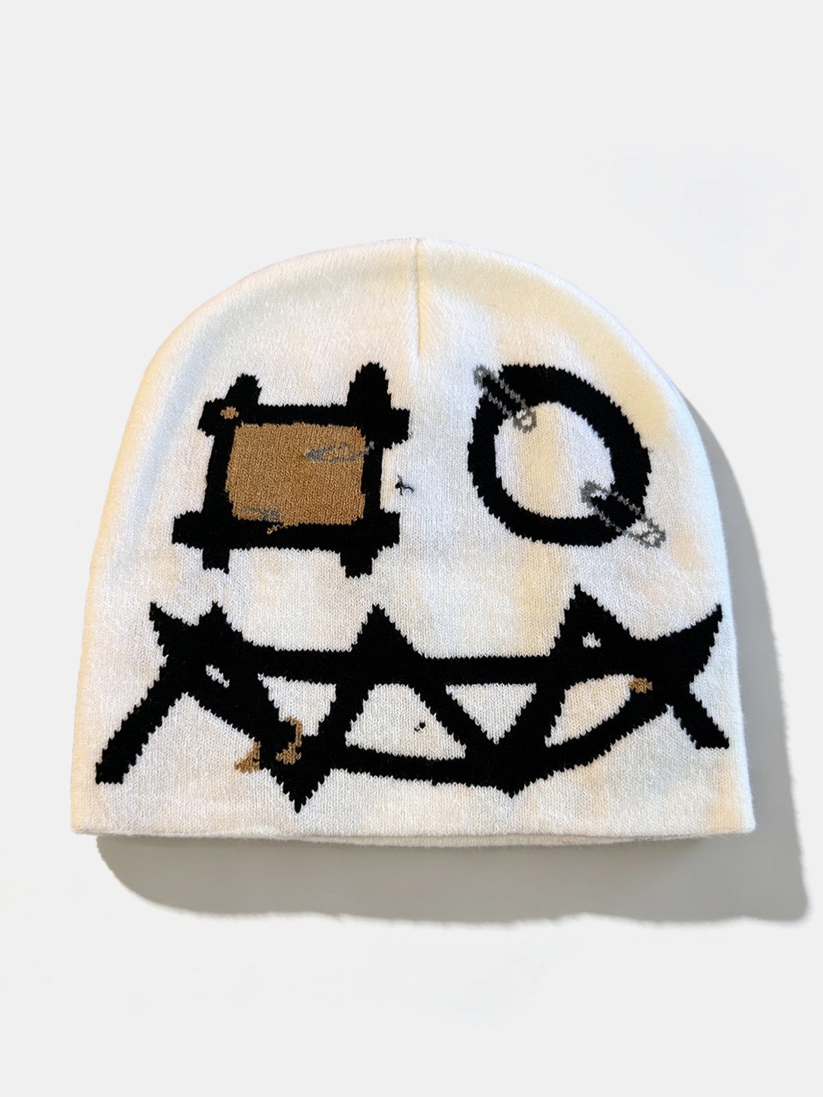 Gorro de malha com padrão de rosto de fantasma de desenho animado em estilo grunge
