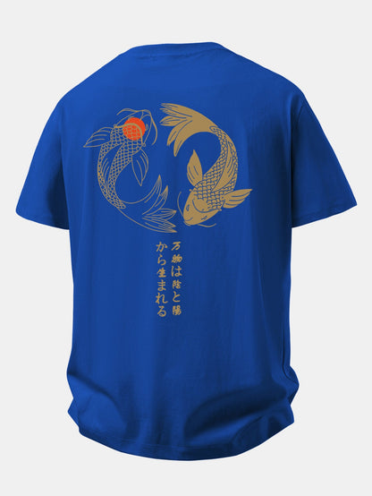 Camiseta de algodão com estampa japonesa de carpas koi e caimento confortável