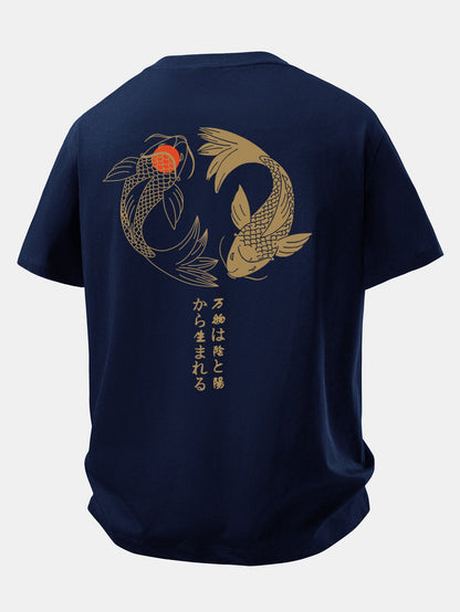 Camiseta de algodão com estampa japonesa de carpas koi e caimento confortável