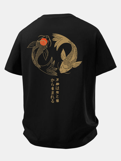 Camiseta de algodão com estampa japonesa de carpas koi e caimento confortável