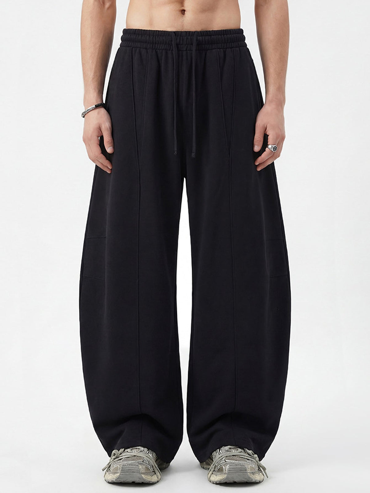 Seam Detail Barrel Leg Sweatpants