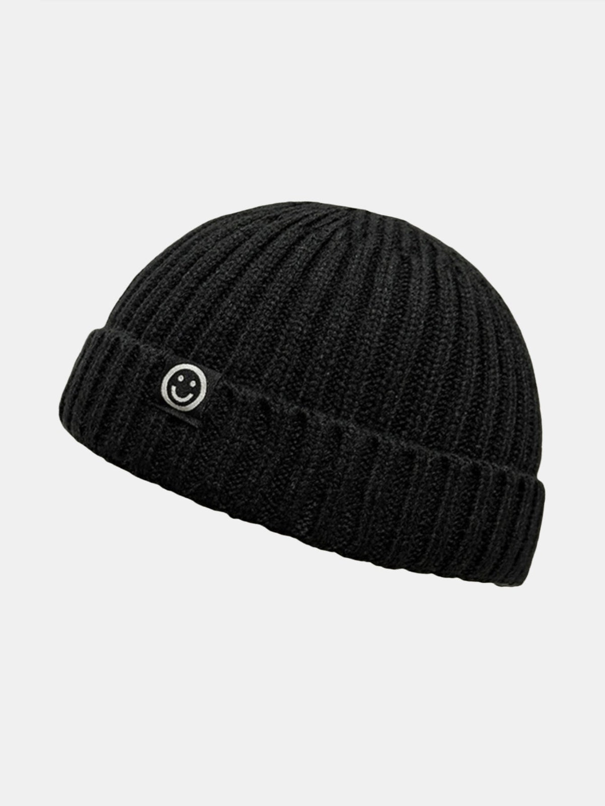 Gorro docker curto de tricô canelado com punho dobrado e etiqueta tecida de carinha sorridente