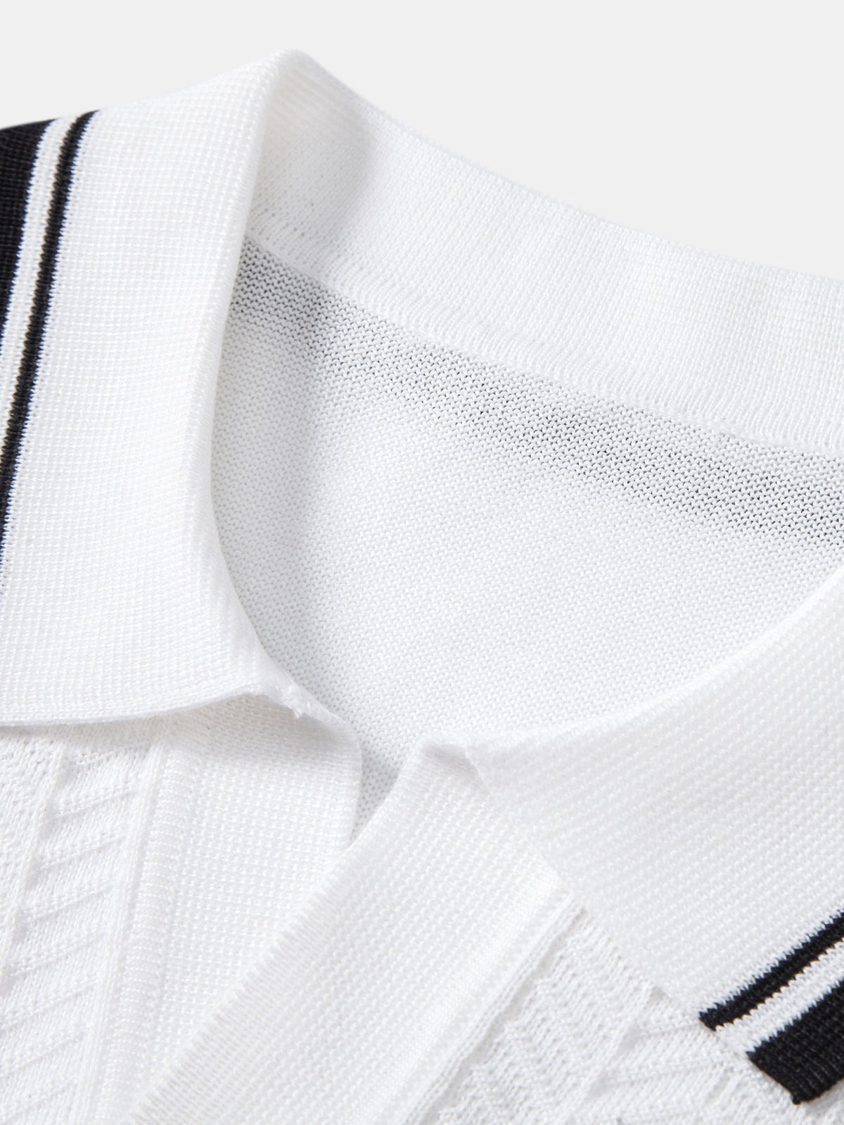 Contrast Jacquard Textured V-Neck Knit Polo