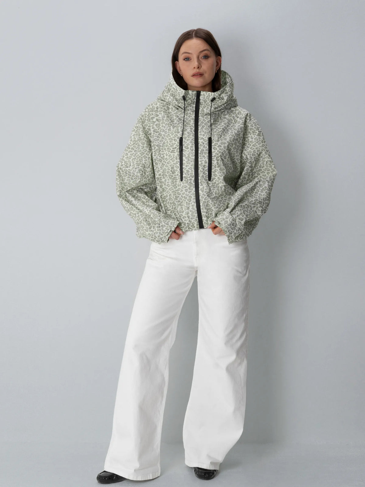 OlympLondon™ One Size Short Oversized Rain Jacket