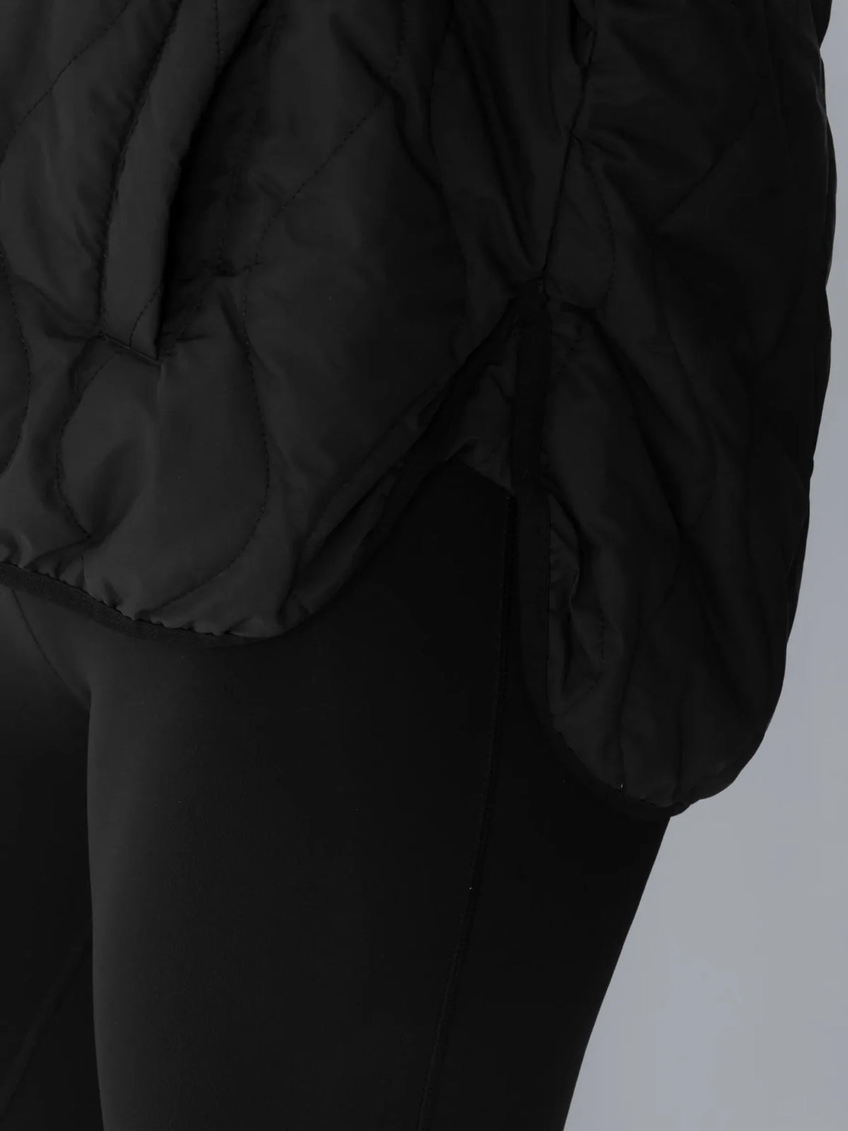 OlympLondon™ Kangaroo Pocket Packable Quilted Puffer Hoodie